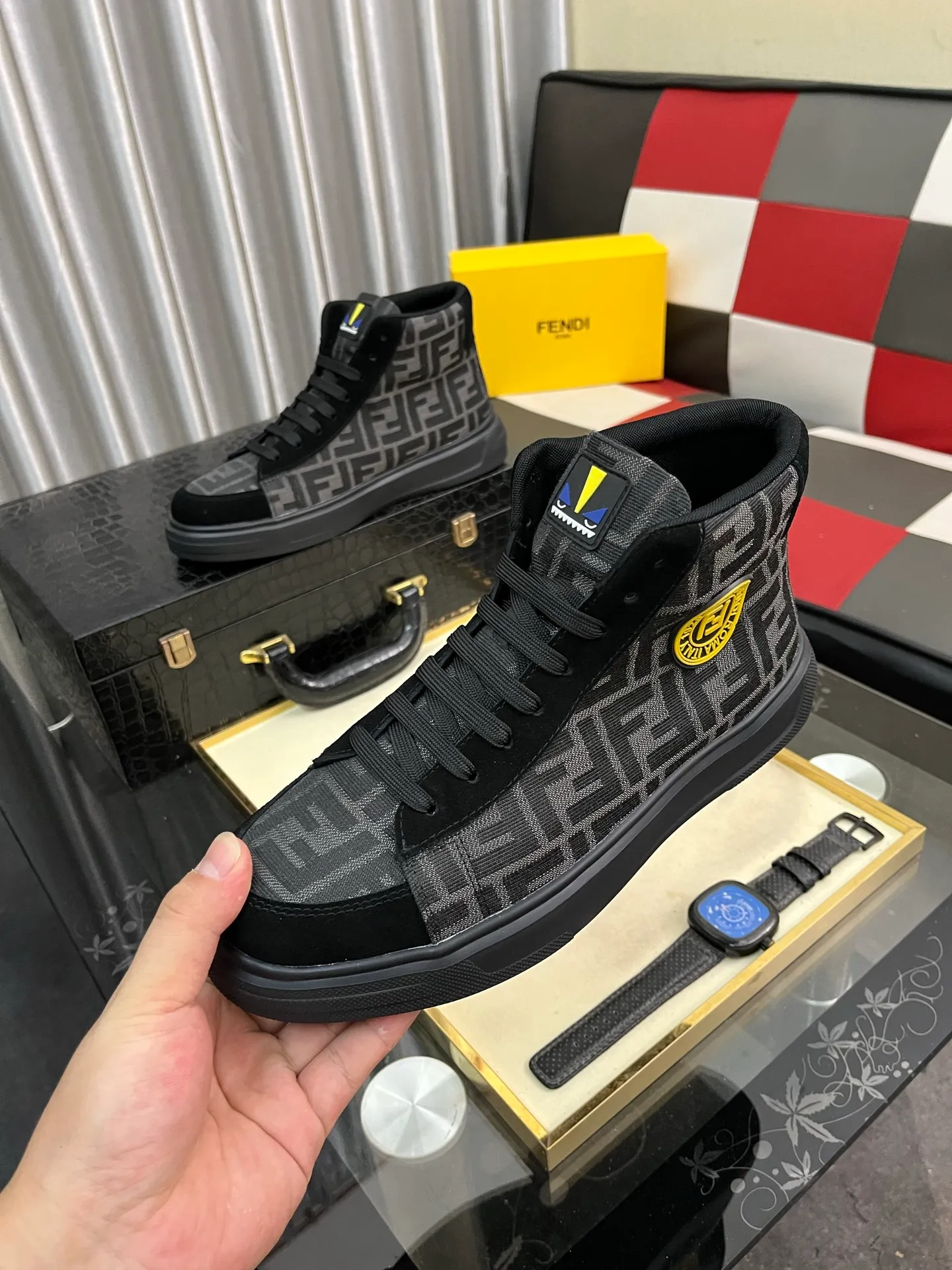 Men's Men's Shoes 💰440⌚️⌚️《 Fendi FENDI* 》 Latest hot-selling casual shoes, top brand [seduce] luxury ~ purchasing agency, top quality ~. [Strong] The upper is made of imported breathable cowhide with material ➕ breathable sheepskin lining (•) and fine workmanship. The original stylish and stylish soft rubber wear-resistant outsole is light and comfortable on the feet. The real thing looks better when taken in real life. Number of sizes: 38-442️⃣Colors available